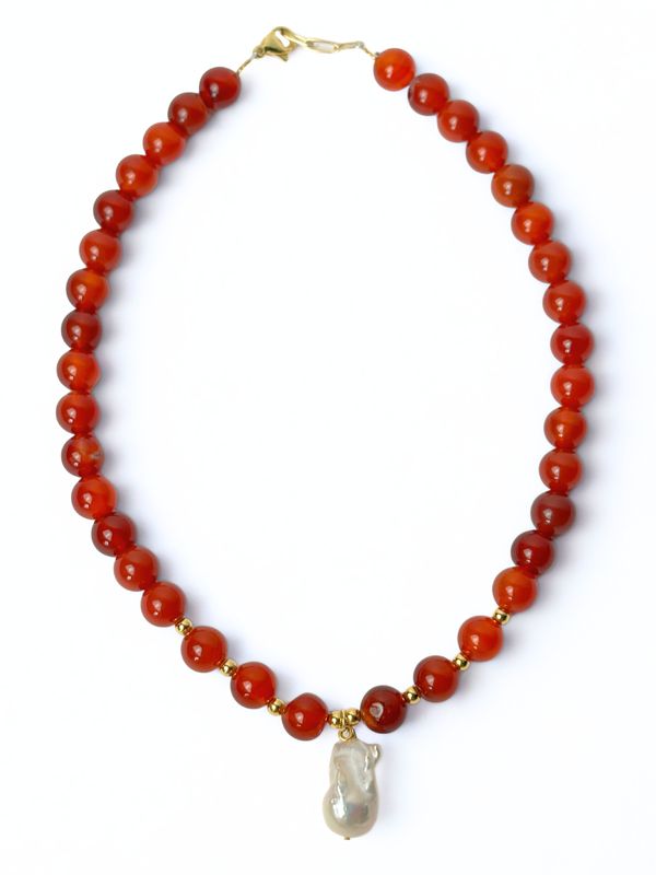 La Perla Cornelian
