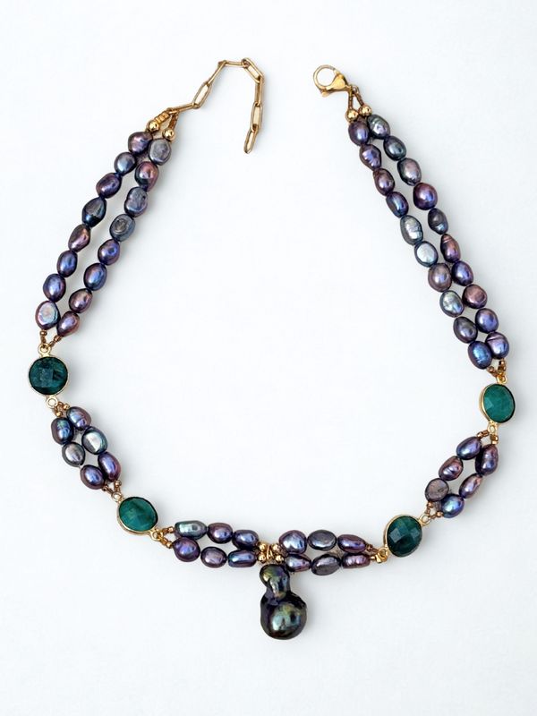 Freya Choker