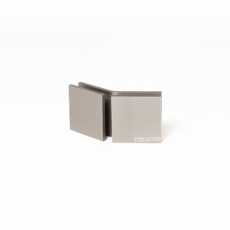 135 Degree Glass to Glass Clamp