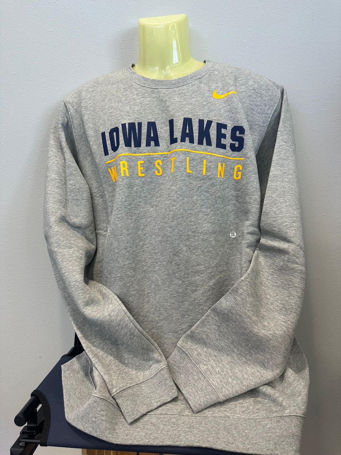Wrestling Navy/Gold Throwback Club Fleece, Color: Grey, Size: 2X, Type: Crew
