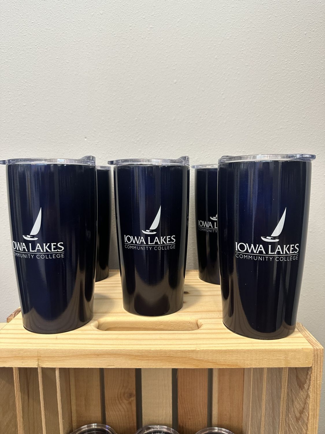 Yowie Iowa Lakes Vacuum Travel Tumbler 180Z.