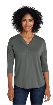 Women&#39;s 3/4 Sleeve Soft Split Neck Top