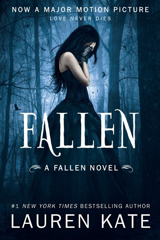 Fallen (Fallen #1) 2010 Paperback