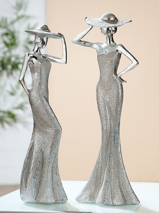 Figur, Lady, "Diva - Hände am Hut"
