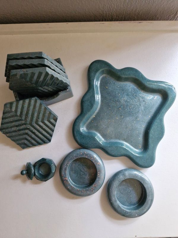 Gold Speckled Sage set