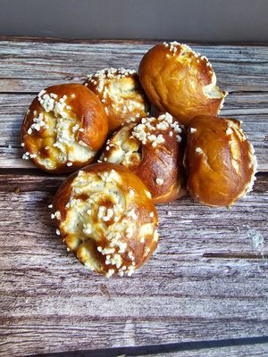 Sourdough Pretzel Bites