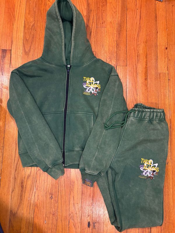 3R Women’s Acid Wash Green Crop Zip Up Set