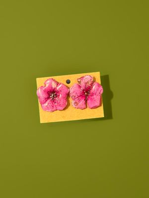 Pendientes de Flor playera