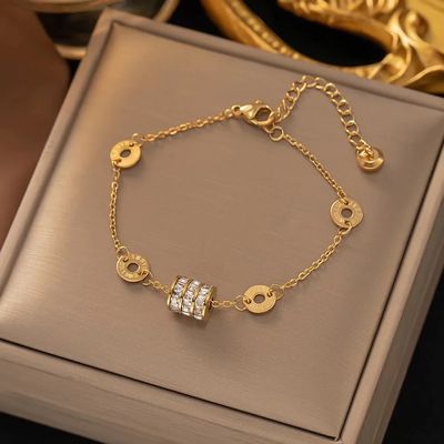 (NEW) Men’s 18k Gold Plated Stainless Steel 316L Roman Numerals Bracelet.