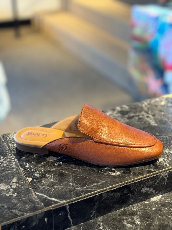 Born - Lamara Mule