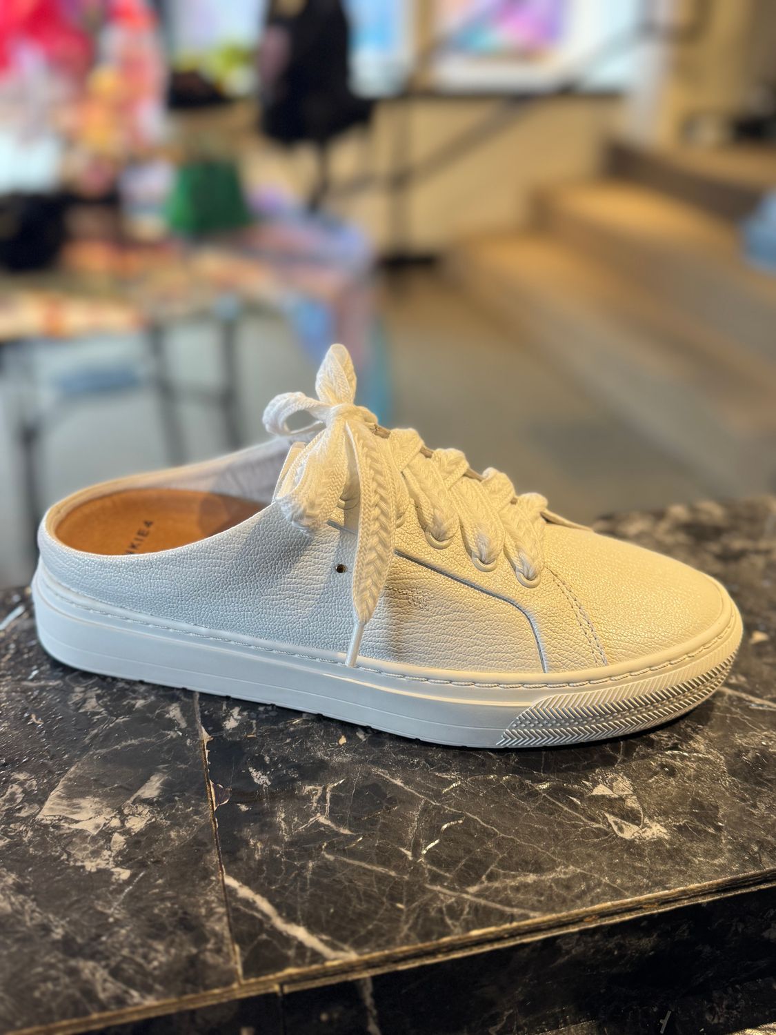 Frankie4 Footwear - Lincoln White Tumbled