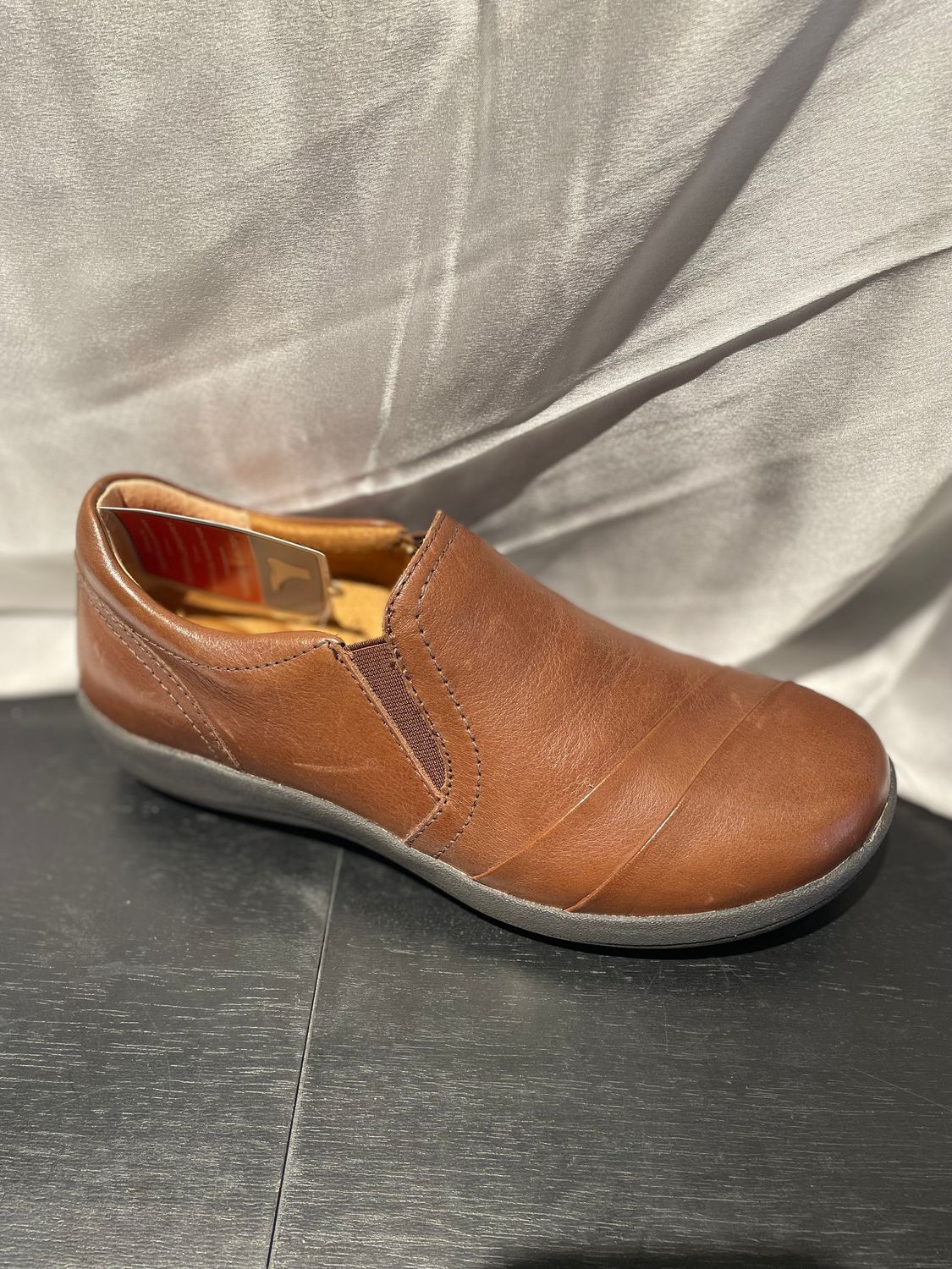 Aetrex - Helena Slip On