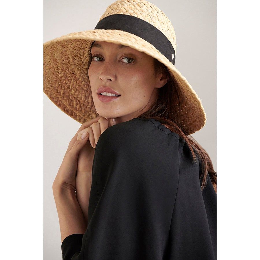Helen Kaminski classic 5 Hat