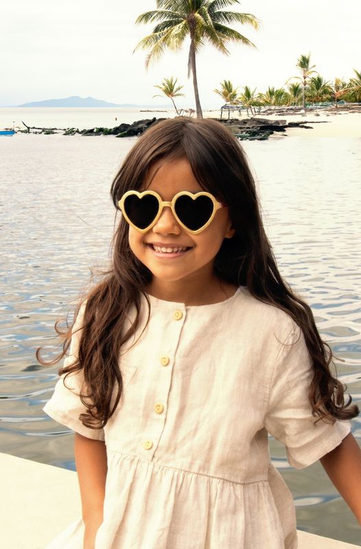 ROCKAHULA Glitter Heart Sunglasses