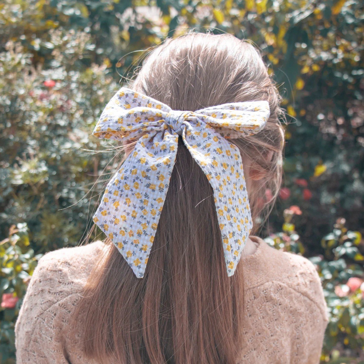 Ditsy Long Bow Clip