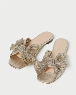 LOEFFLER RANDALL PLEATED DAPHNE KNOT FLAT SANDAL CHAMPAGNE