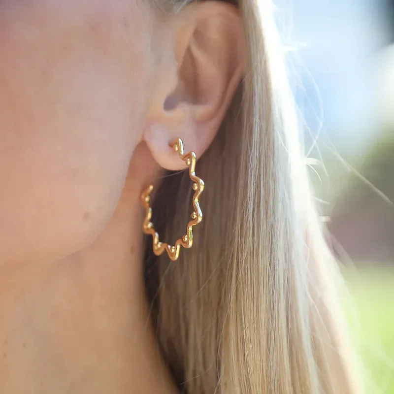 ASHA ZIG ZAG HOOP