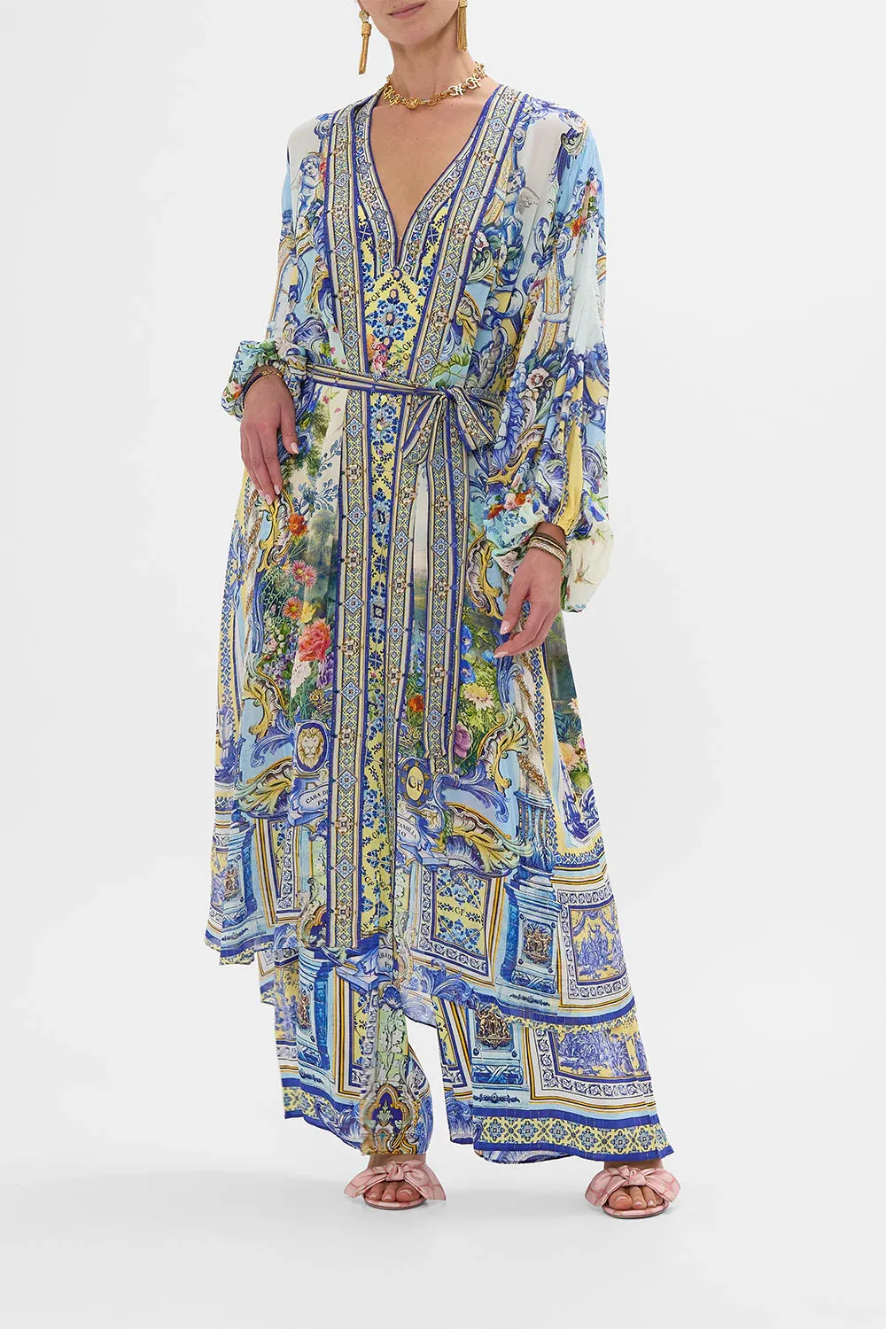 CAMILLA BLOUSON SLEEVE LAYER WALL TO WALL WONDERS