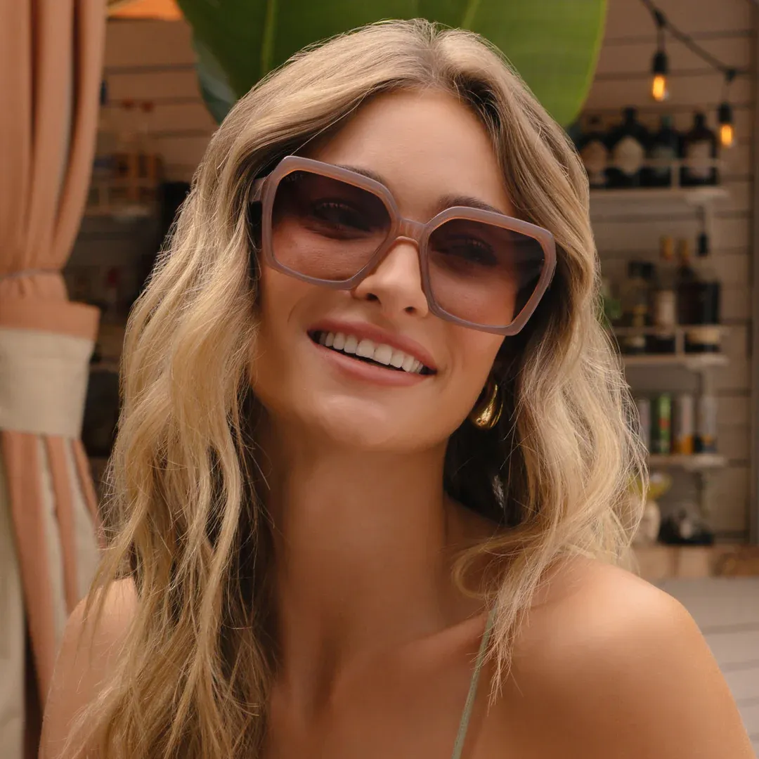 Diff sloane macchiato + brown gradient sunglasses