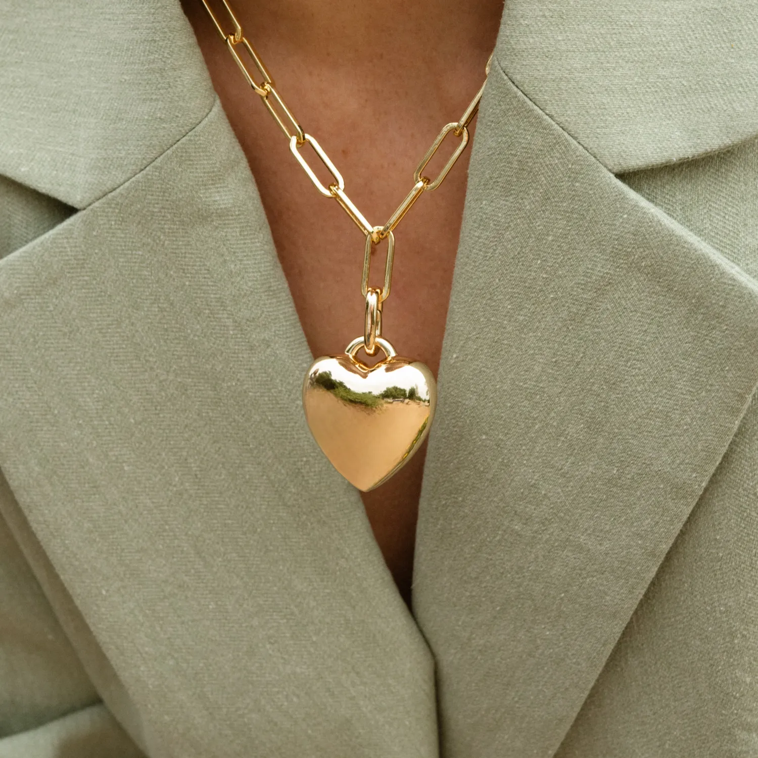 Thatch Aurelie Puffy Heart Clip Necklace