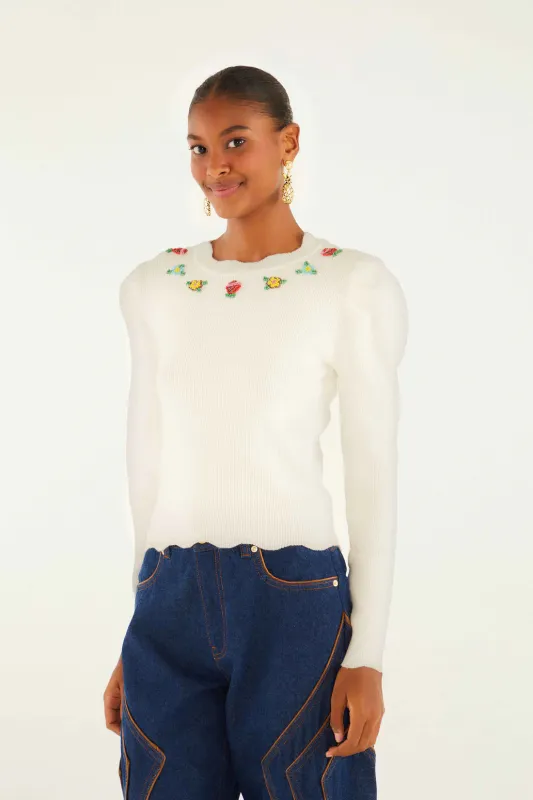 FARM RIO FLOWER EMBROIDERY OFF-WHITE KNIT TOP