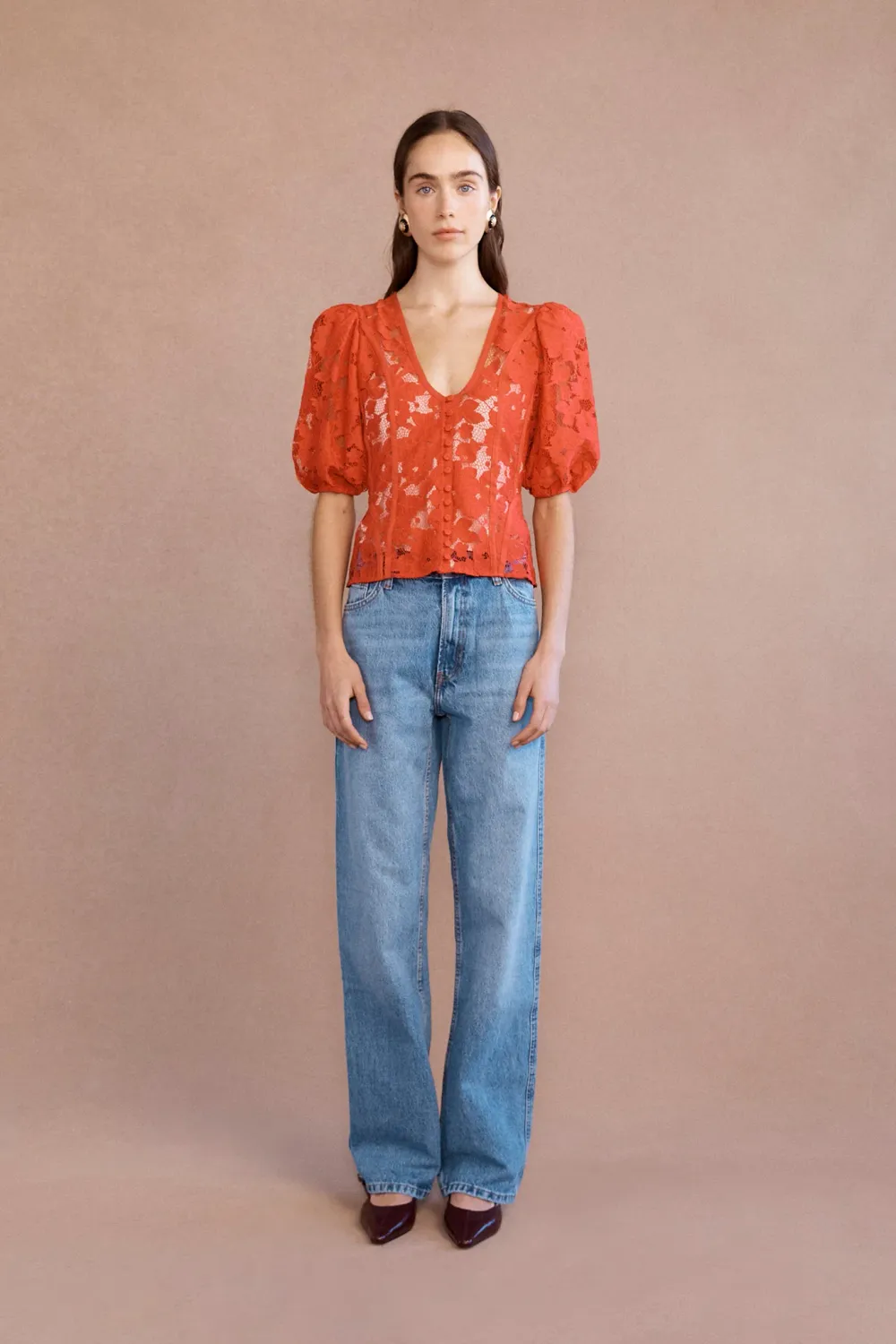 LOVAAN FERN LACE TOP CHERRY