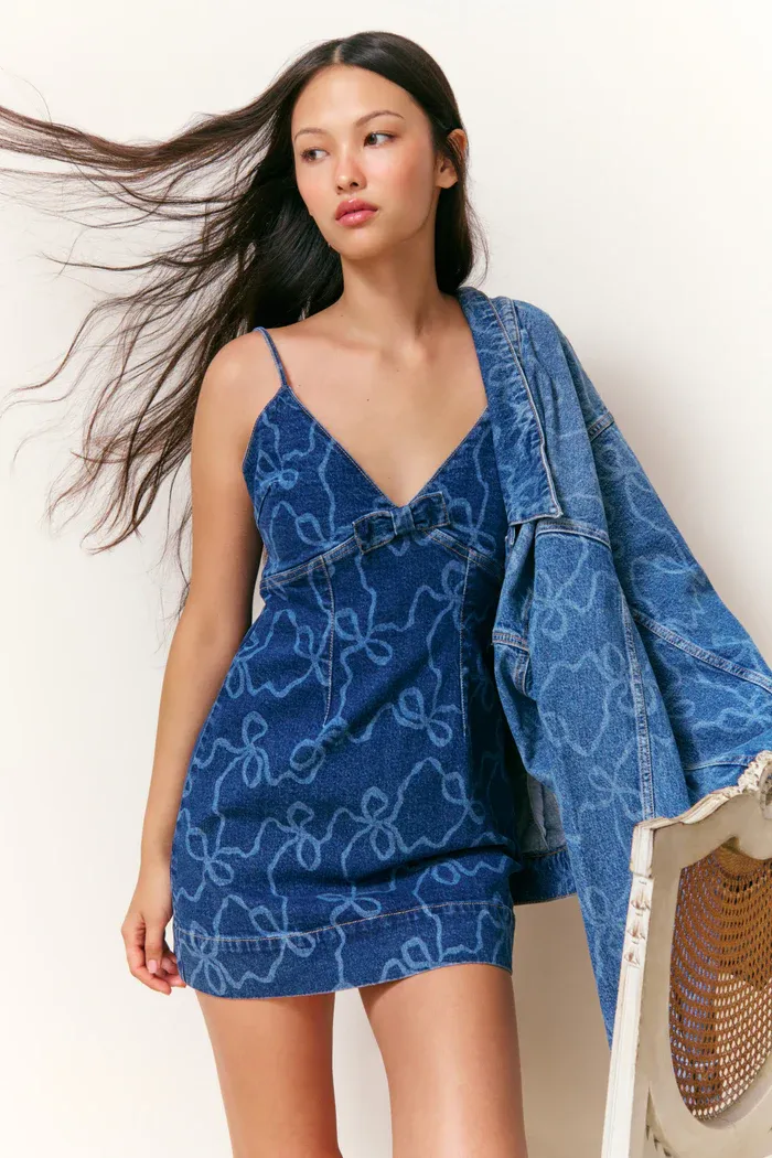 LOVE SHACK FANCY SOLINA DRESS BOW CHAMBRAY