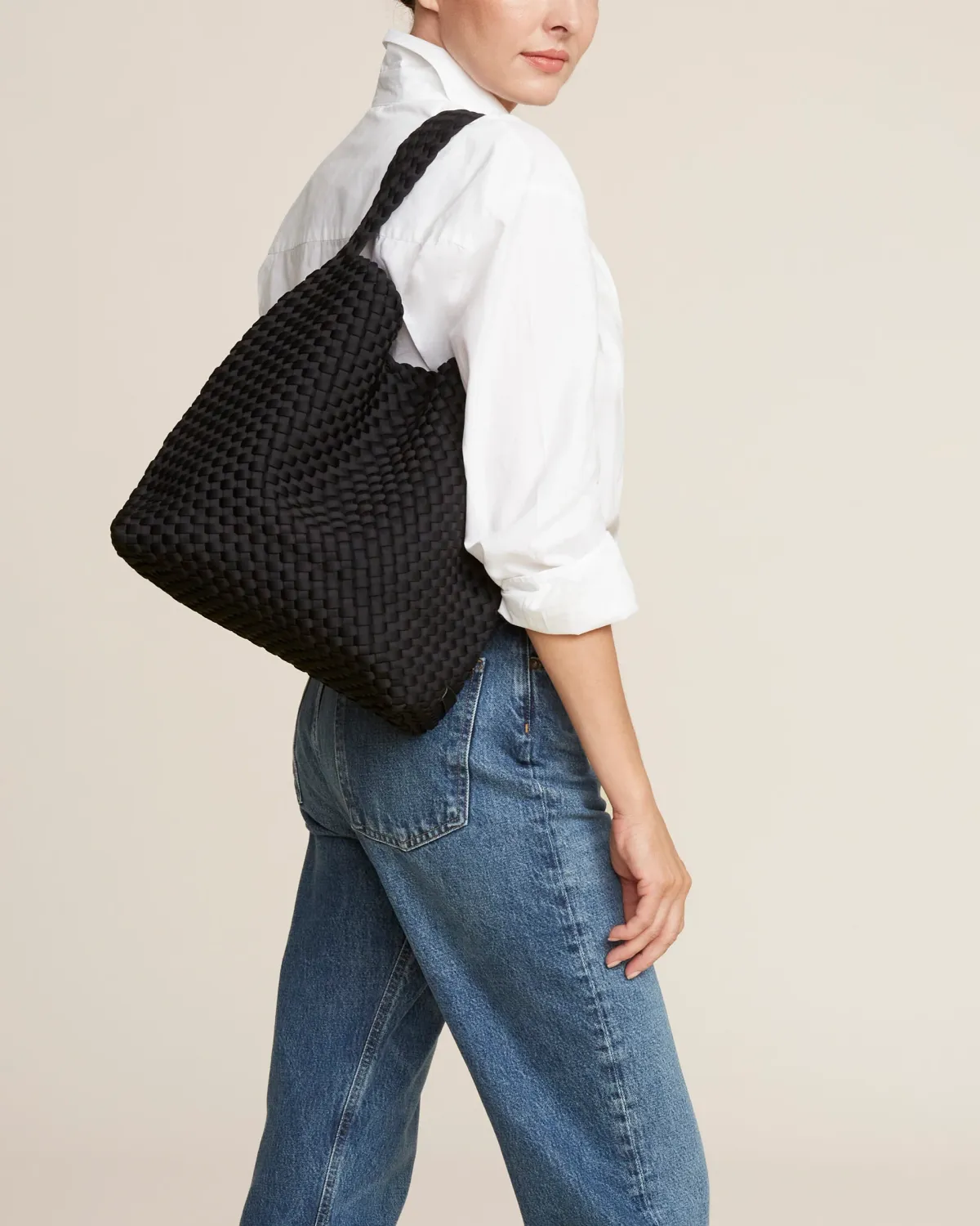 NAGHEDI NOMAD MEDIUM HOBO ONYX