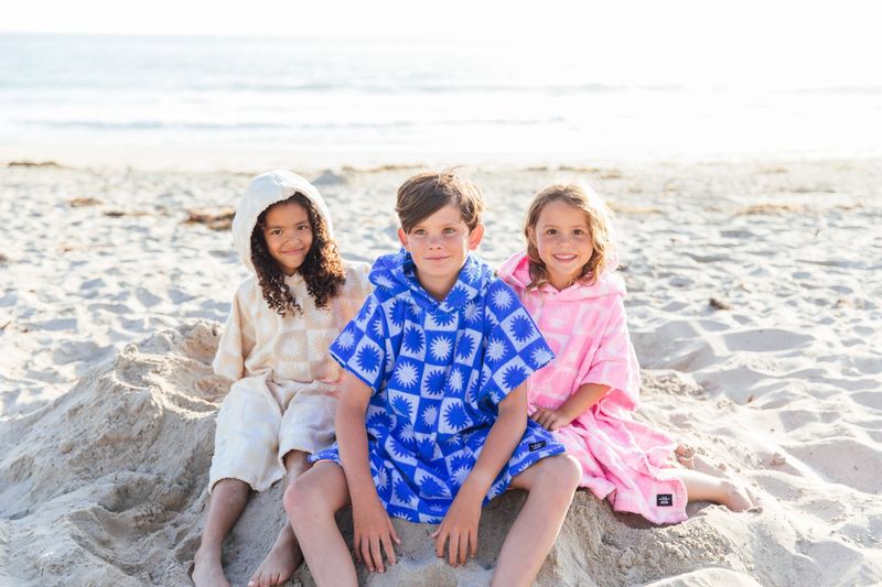 Feather 4 Arrow El Rey Poncho MARINA BLUE