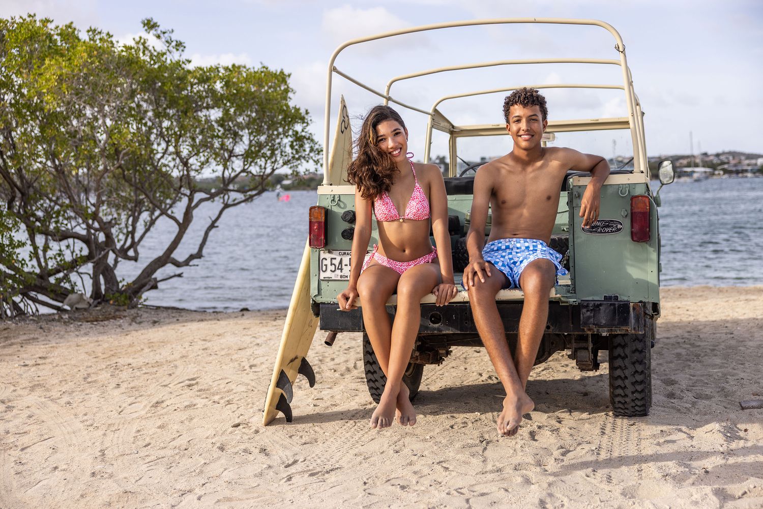 SNAPPER ROCK DITSY BLOOM TEEN TRIANGLE BIKINI RED