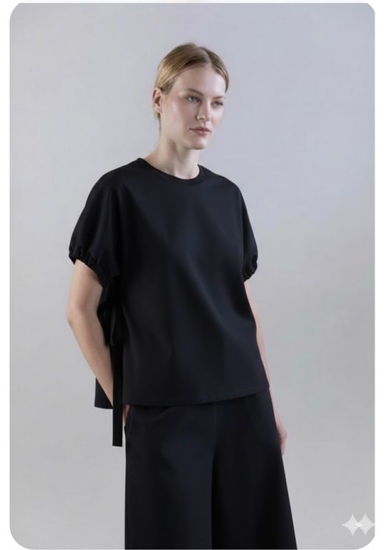 Psophia Drawstring Tee Black