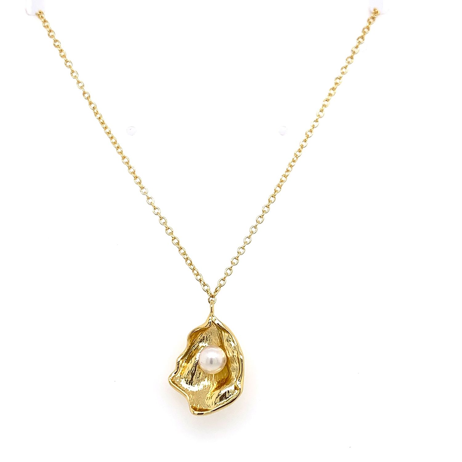 Tai Gold Shell Pendent with Pearl Gold/ Pearl