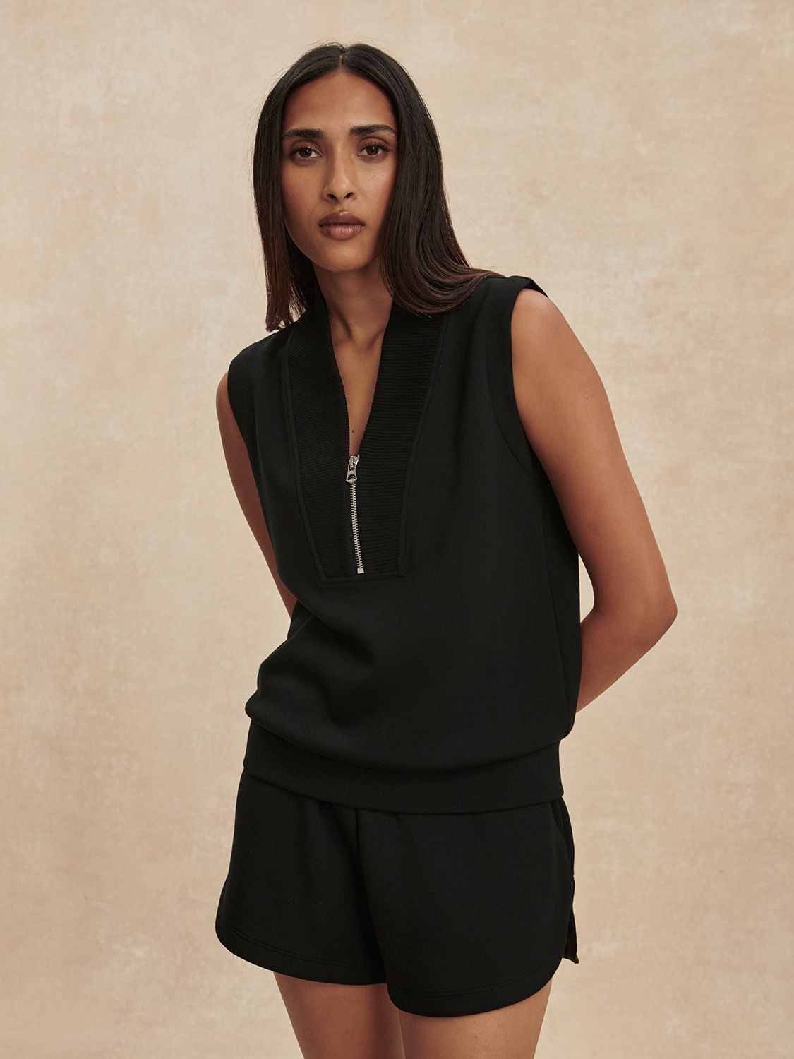 Varley Beau Sleeveless Half Zip Black