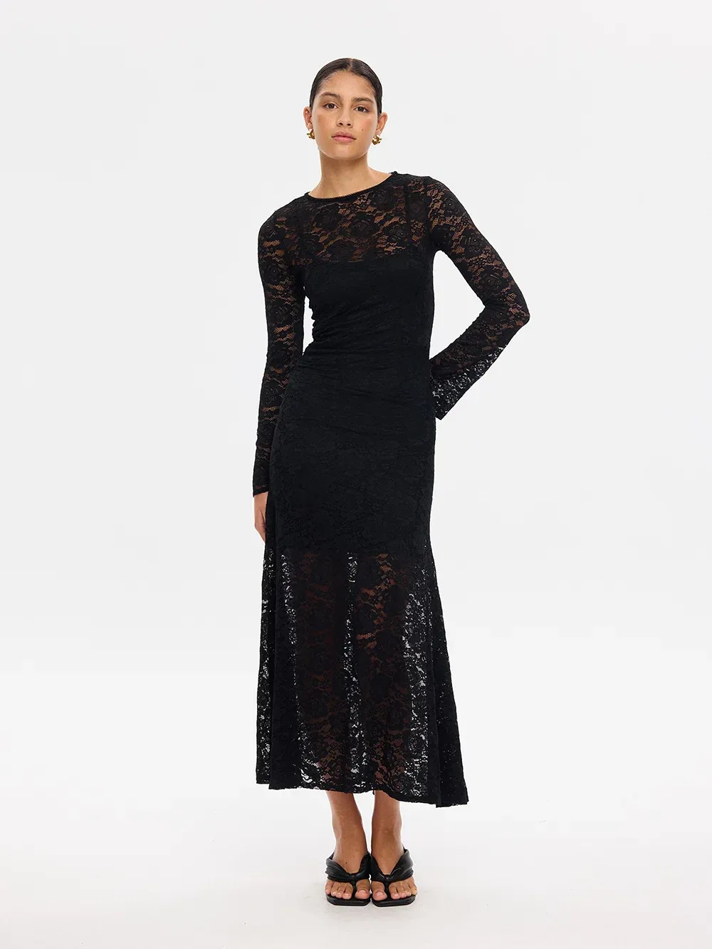 Kivari Bonnie Lace Maxi Dress BLACK