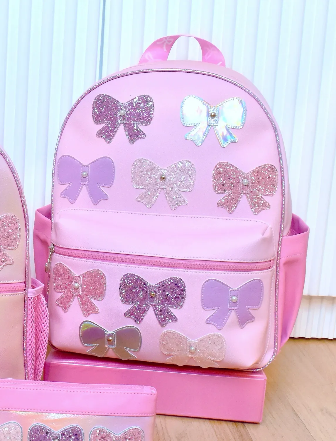 OMG BOW APPLIQUE LARGE BACKPACK