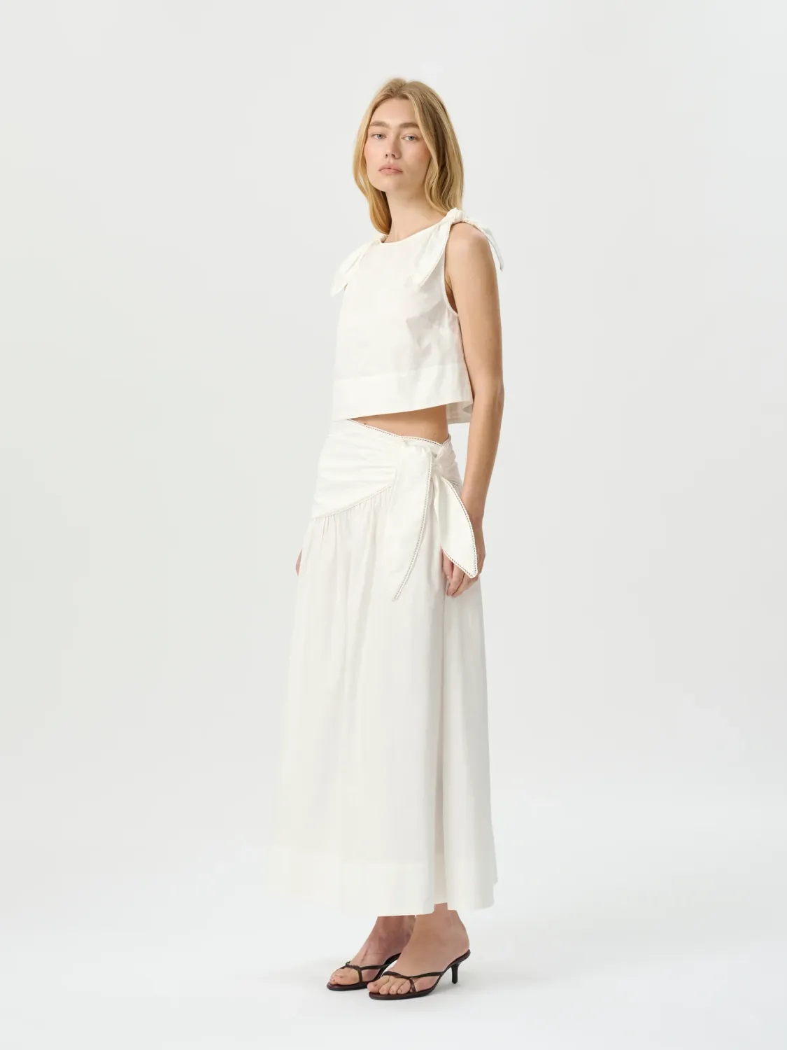 ROAME DIXIE TIE SKIRT WHITE