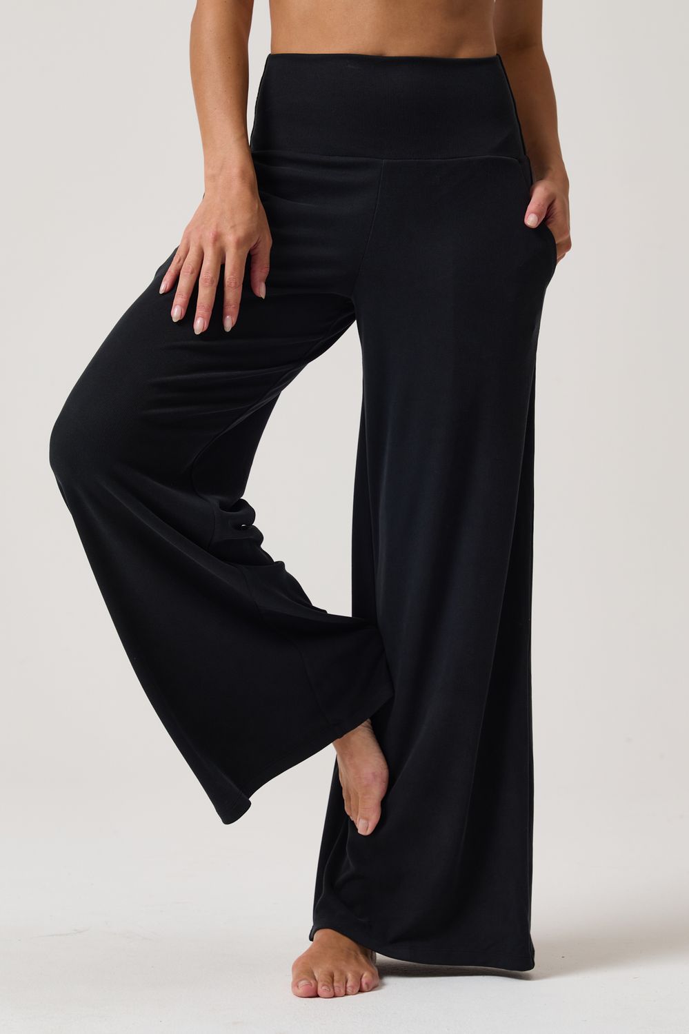 Spiritual Gangster journey pocket pant black