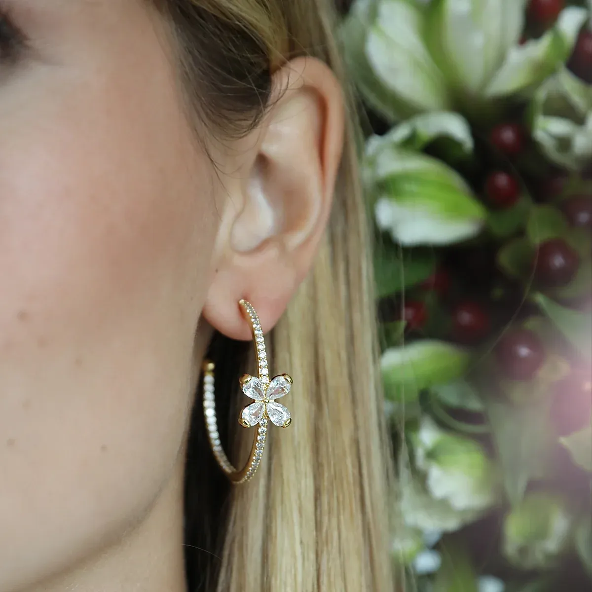 ASHA IONA HOOP- YG- 14K