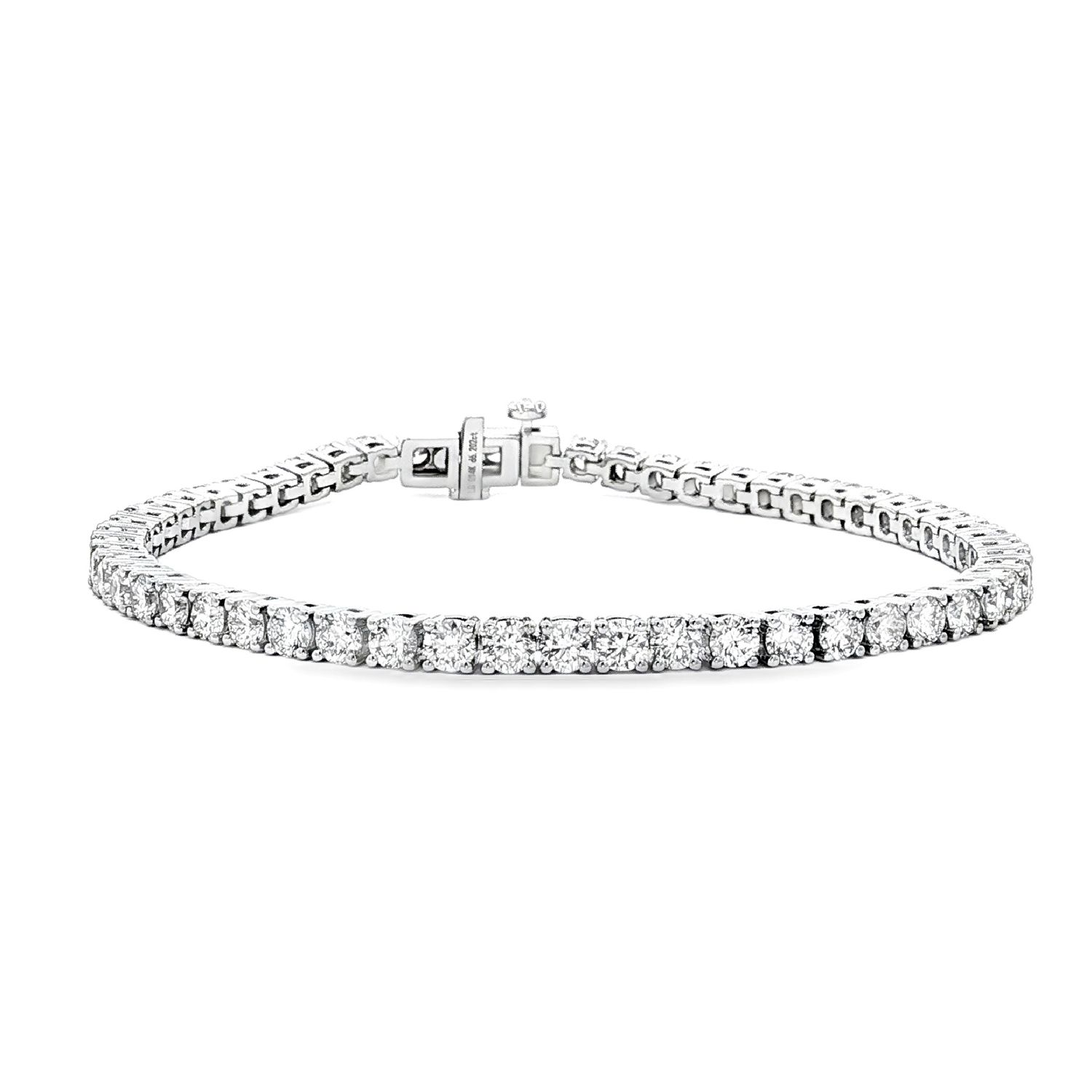 14K White Gold Lab Grown Diamond Bracelet MZ11944