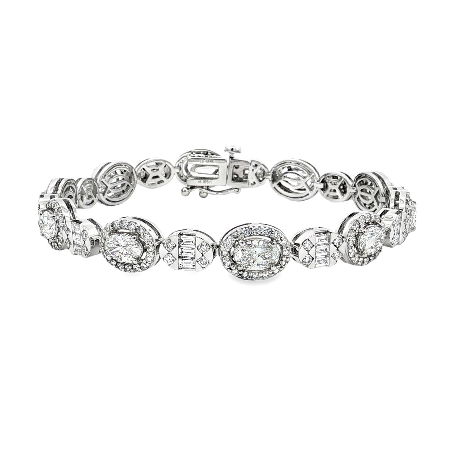 14K White Gold Lab Grown Oval-Shape Diamond Bracelet MZ30457
