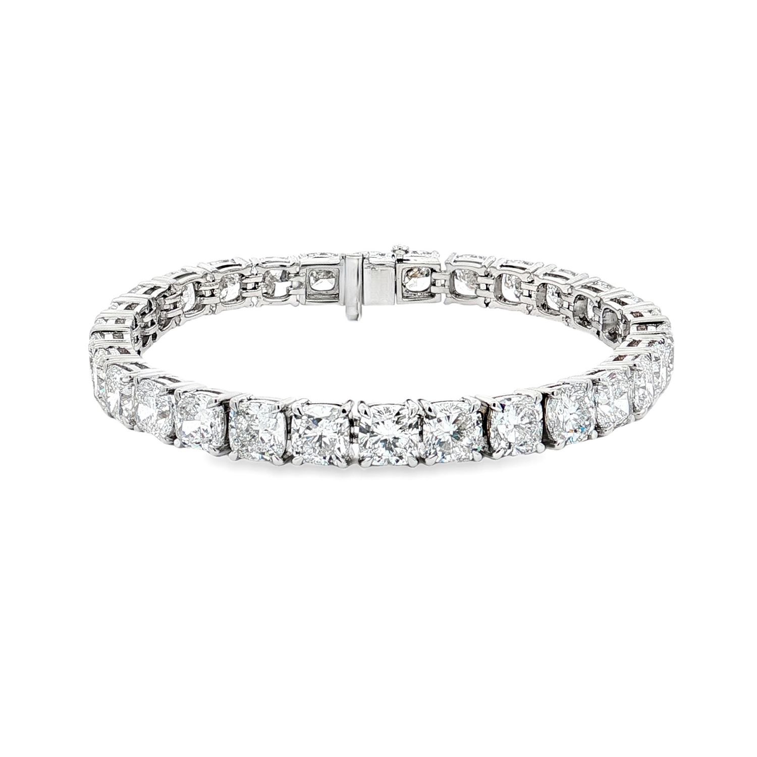 14K White Gold Lab Grown Cushion Diamond Bracelet MZ30494