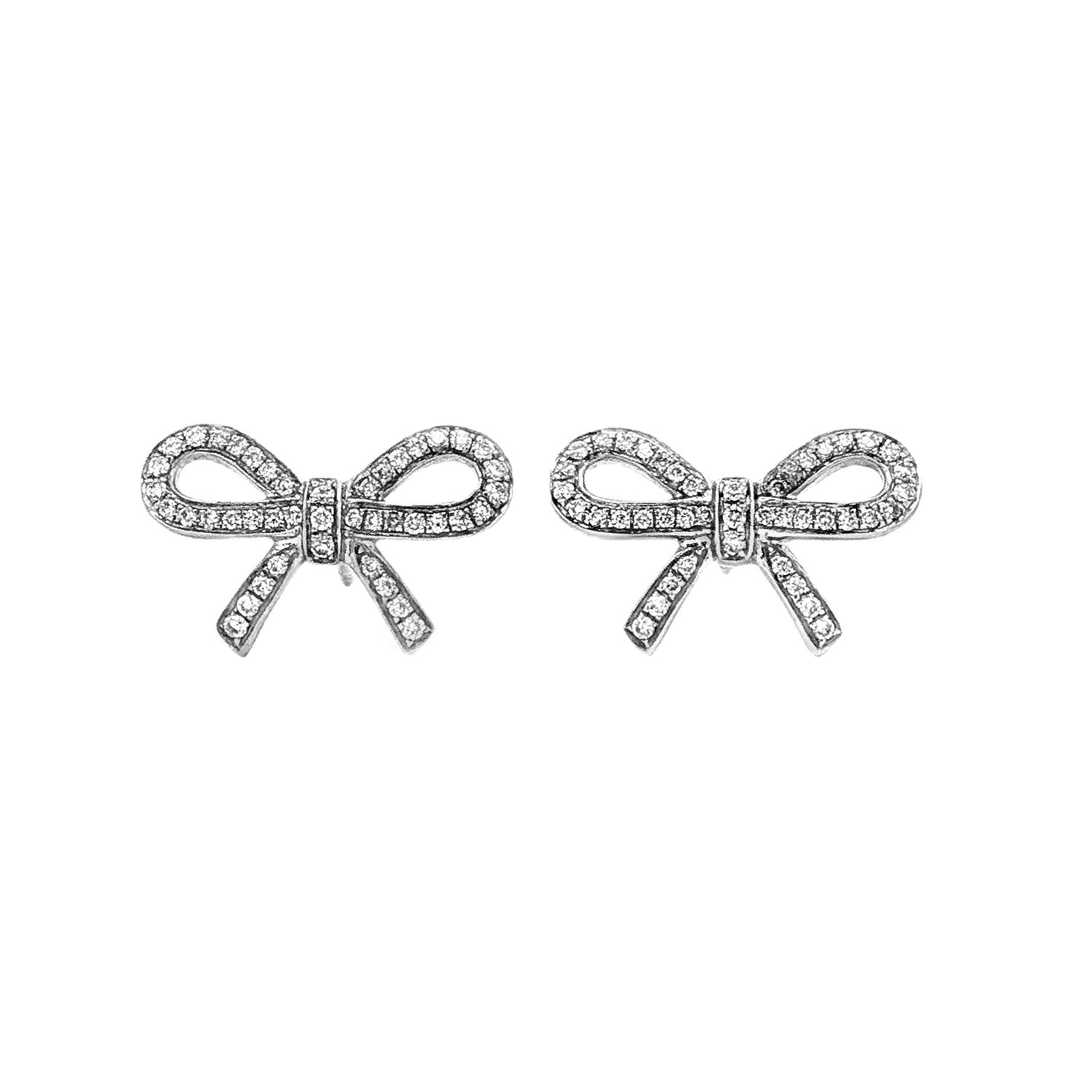 18K White Gold Natural Diamond Stud Earrings HX0052