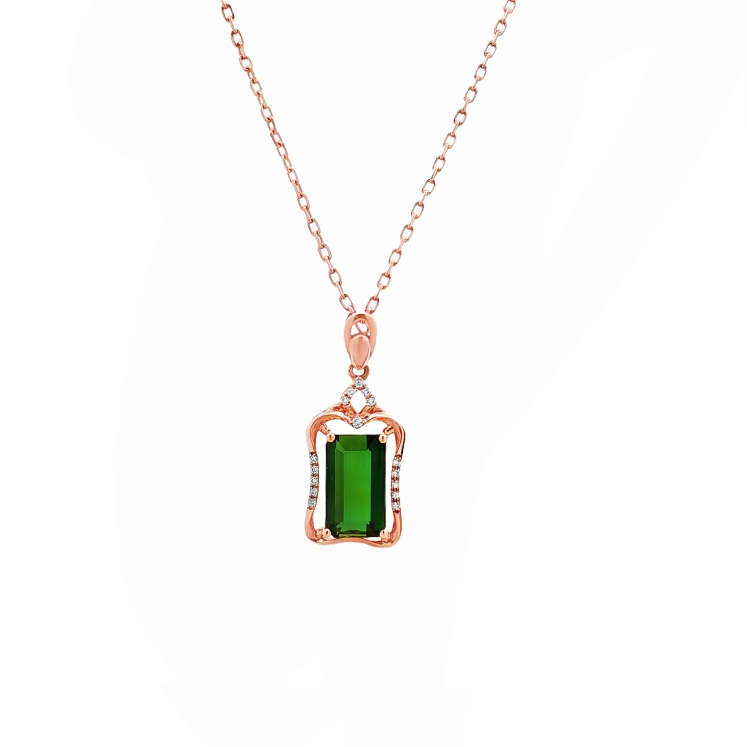 18K Yellow Gold Natural Diamond And Natural Tourmaline Pendant HFXY0001