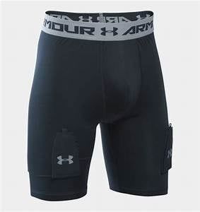 UA Purestrike Short w/Cup