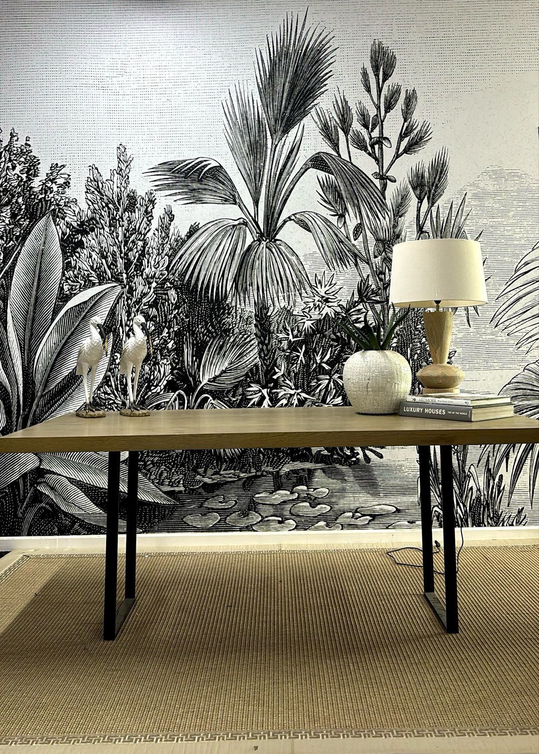 LuxeTop Dining Table