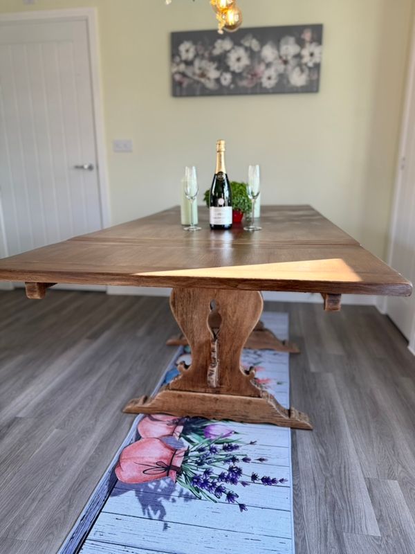 English Solid Oak Extendable Table
