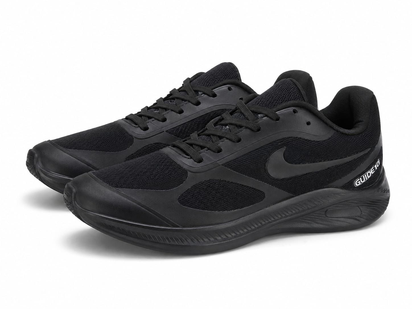Guide10 Black Sport Shoe