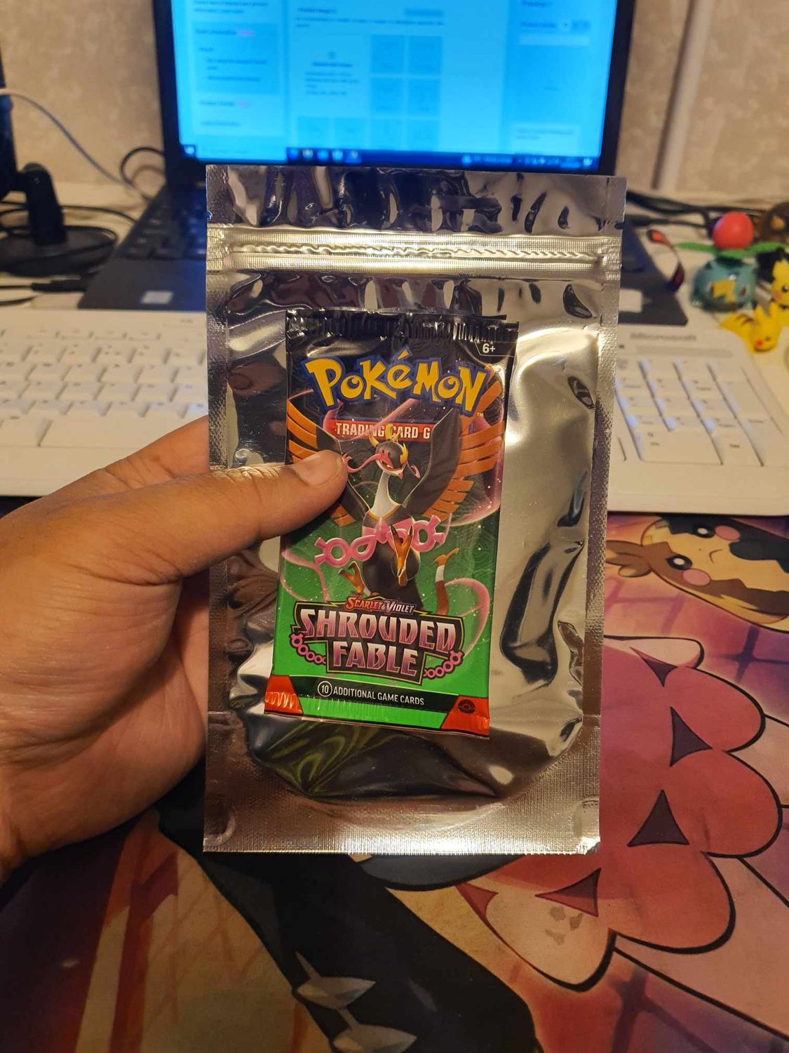 PokeJin’s Pokemon Modern 10 Cards Bundle Mystery Pack