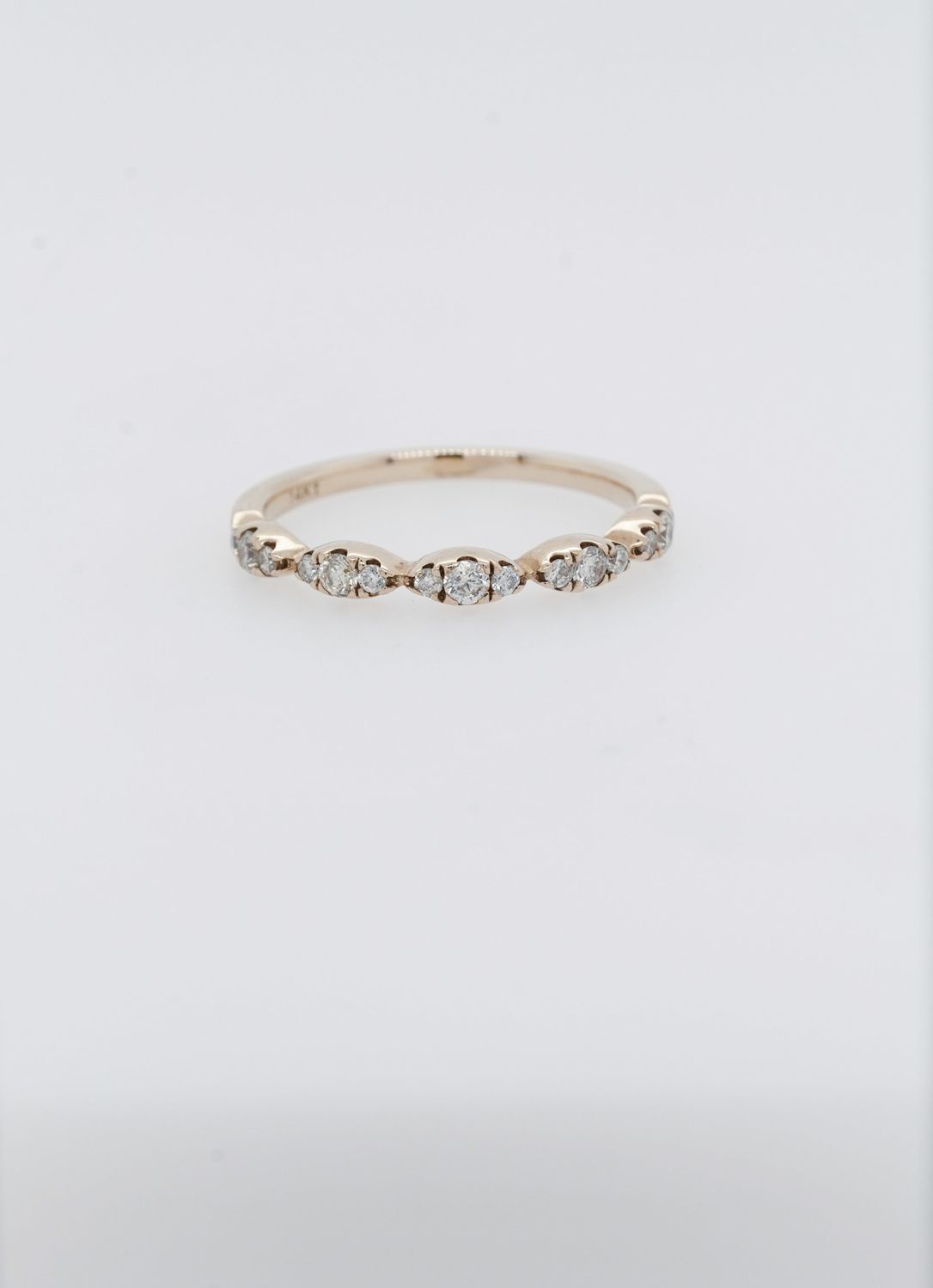 VIE-14KY 2.0g .32tw Diamond Stackable Band (size 7)