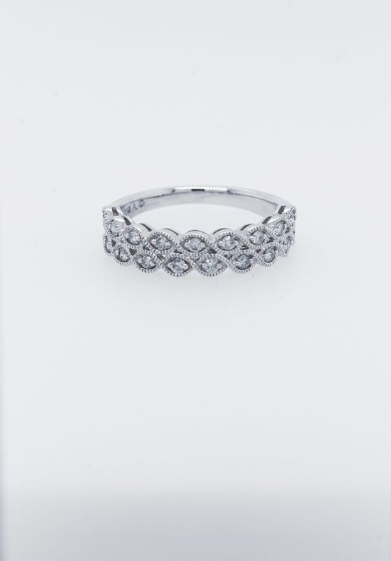 14KW 3.8g .33ctw Diamond  Milgrain Stackable Band (size 7)